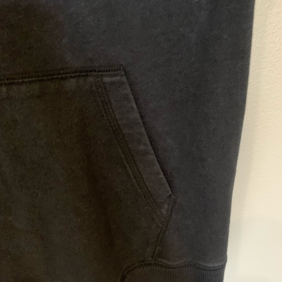 Top - Picture 4 of 6